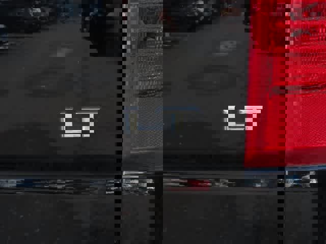 Used 2023 Chevrolet Silverado 1500 LT image 8