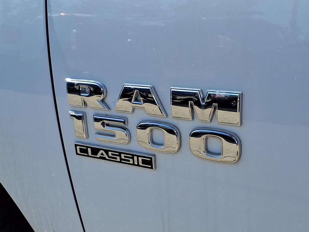 Used 2019 RAM 1500 Classic SLT AWD/4WD image 8