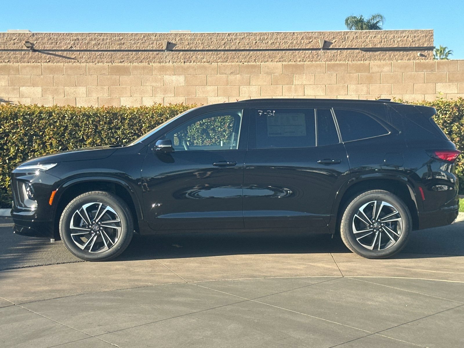 New 2026 Buick Enclave Sport Touring FWD image 7