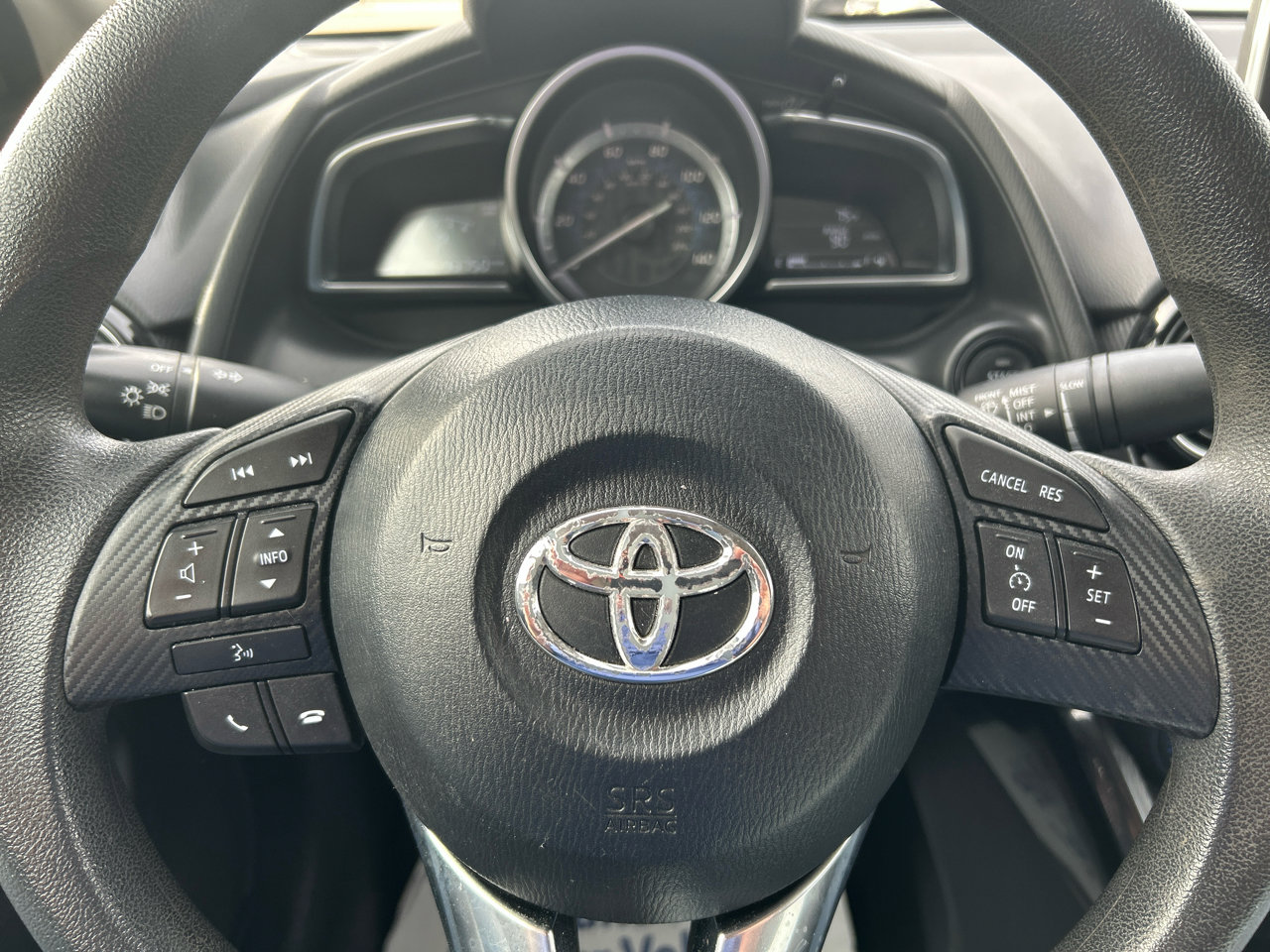 Used 2017 Toyota Yaris iA image 11