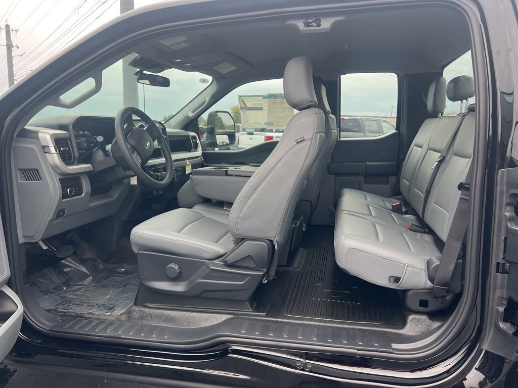 New 2026 Ford F250 XL image 18