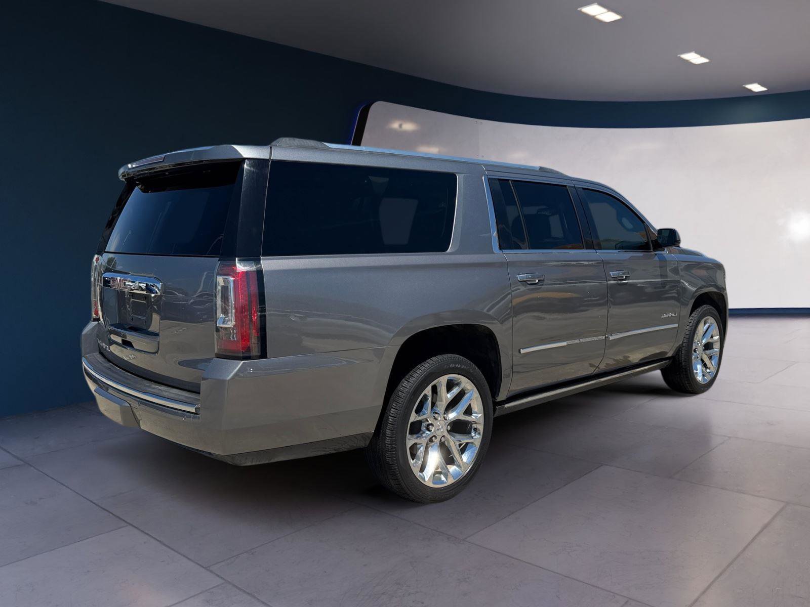 Used 2019 GMC Yukon XL Denali w/ Denali Ultimate Package image 5