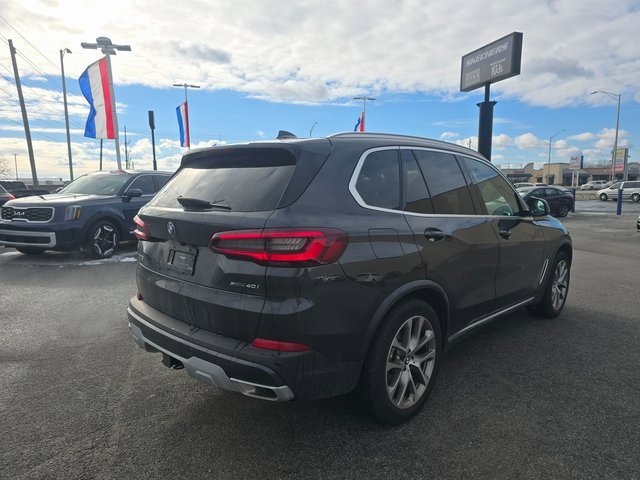Used 2023 BMW X5 xDrive40i w/ Premium Package image 5