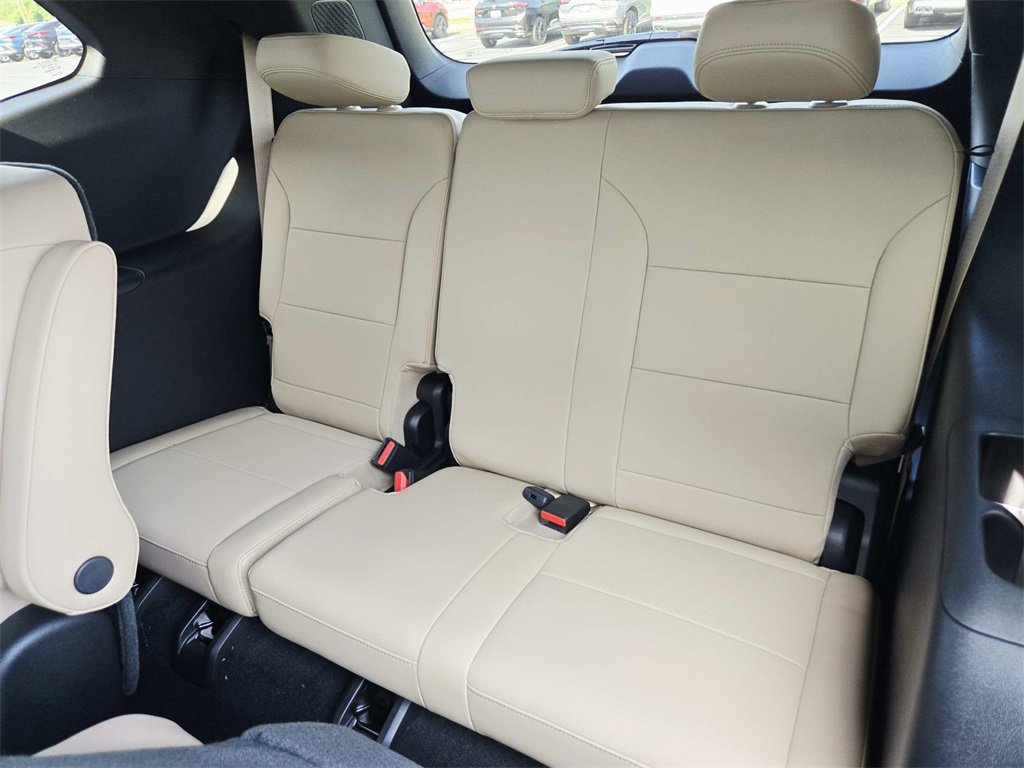 New 2025 Buick Enclave Preferred w/ Power Package image 13