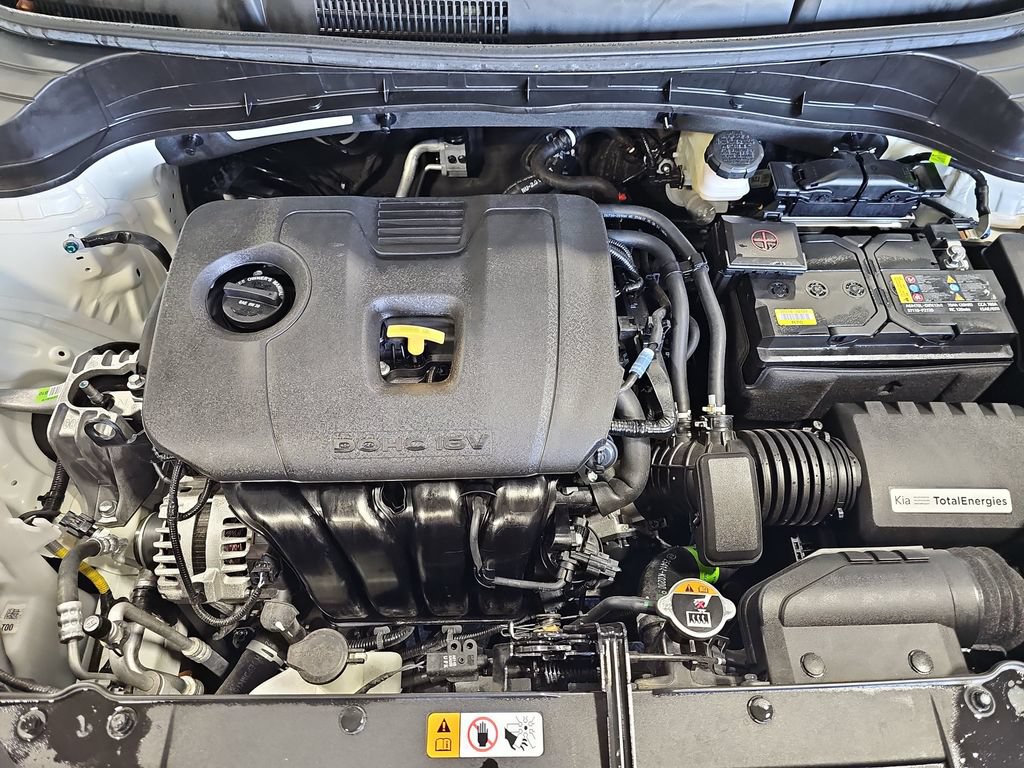 Certified 2025 Kia Soul LX w/ LX Technology Package FWD image 28