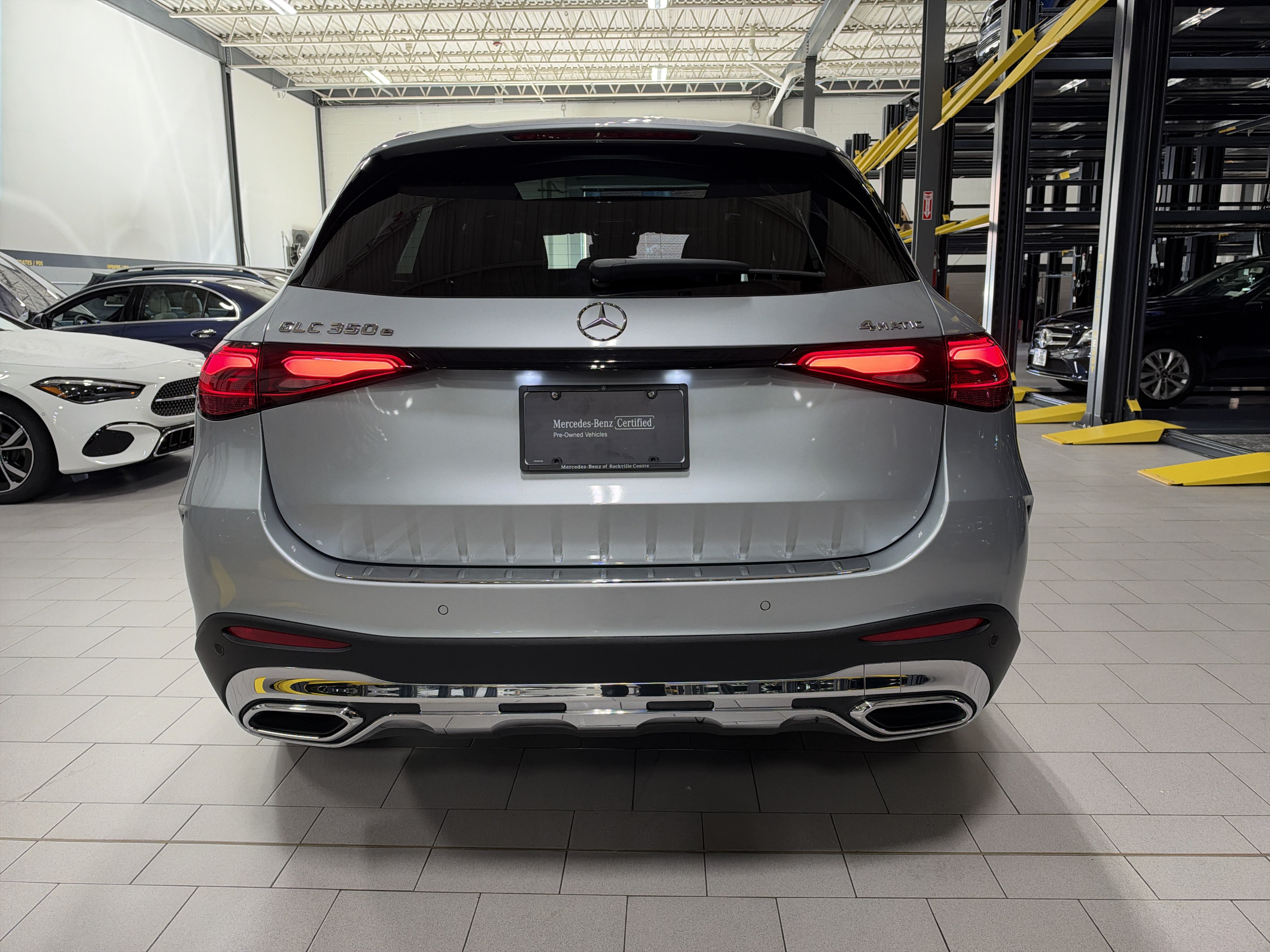Certified 2025 Mercedes-Benz GLC 350e 4MATIC image 4