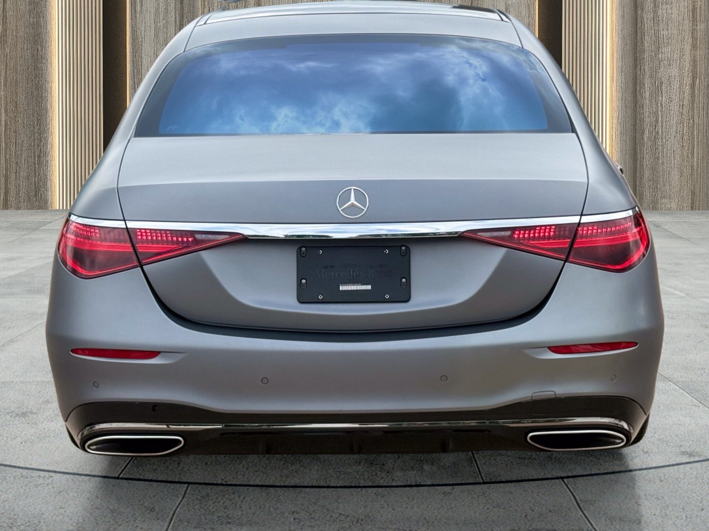 Used 2023 Mercedes-Benz S 500 4MATIC w/ AMG Line image 6