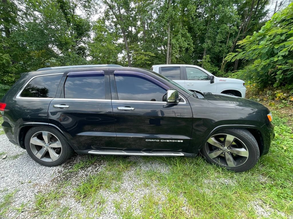 Used 2015 Jeep Grand Cherokee Overland AWD/4WD image 4