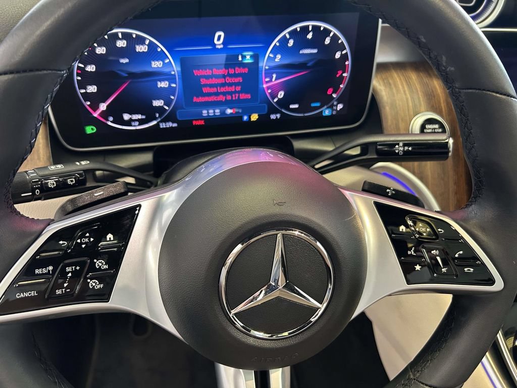 Used 2025 Mercedes-Benz GLC 300 image 21