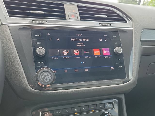 Used 2018 Volkswagen Tiguan SEL Premium FWD image 20