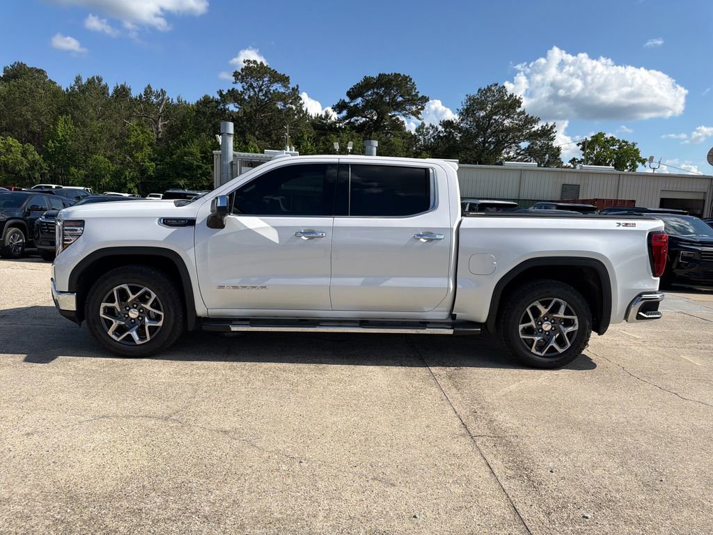 Certified 2023 GMC Sierra 1500 SLT w/ SLT Premium Plus Package AWD/4WD image 2