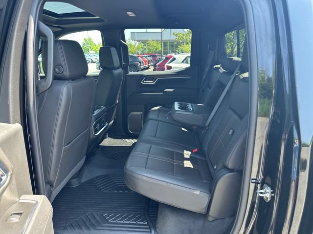 Used 2026 Chevrolet Silverado 1500 High Country w/ Midnight Edition AWD/4WD image 22