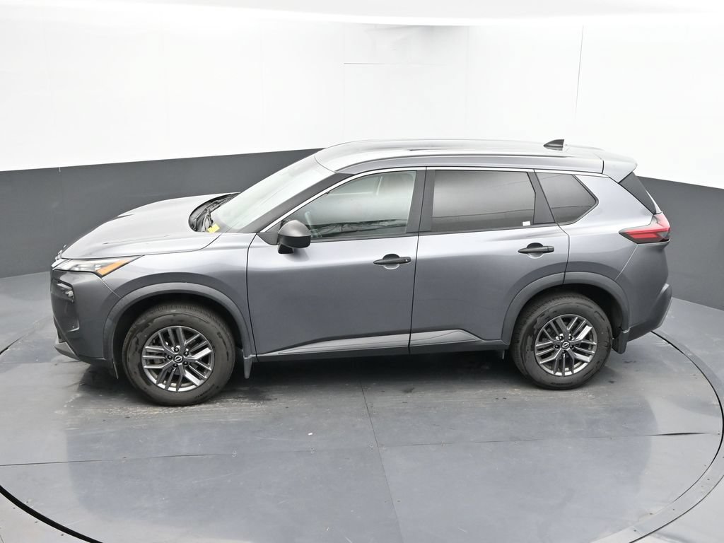 Used 2023 Nissan Rogue S AWD/4WD image 28