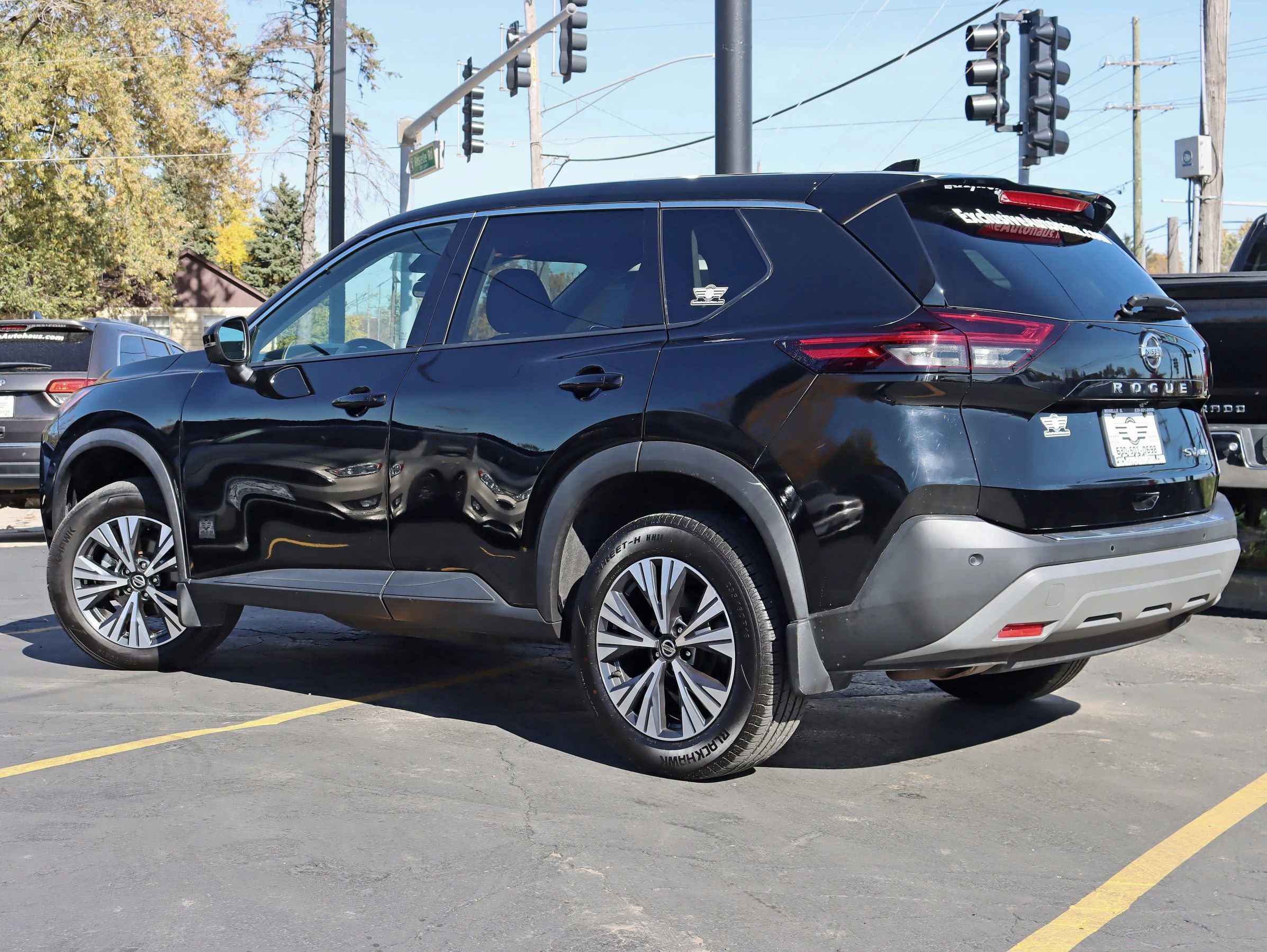 Used 2021 Nissan Rogue SV AWD/4WD image 10