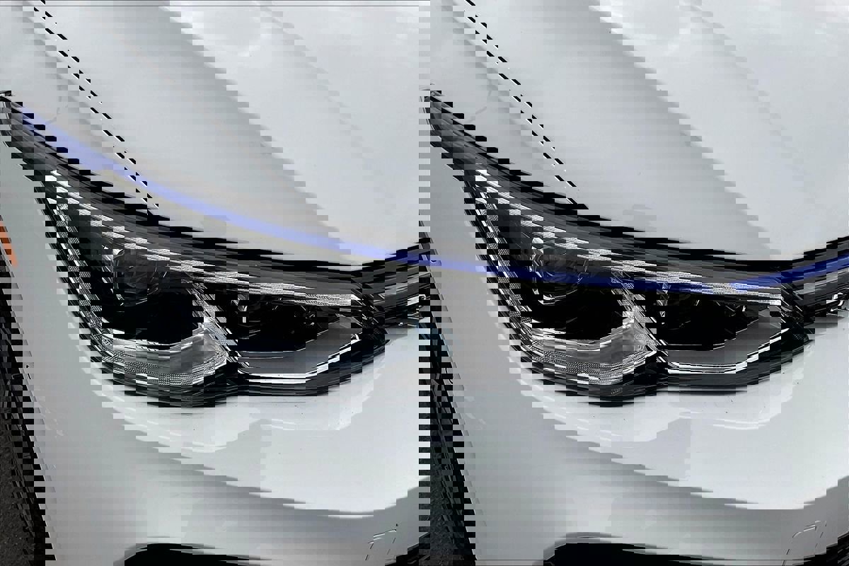 Used 2024 Volkswagen Golf R image 19