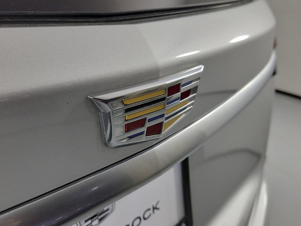 Used 2020 Cadillac XT6 Premium Luxury FWD image 7