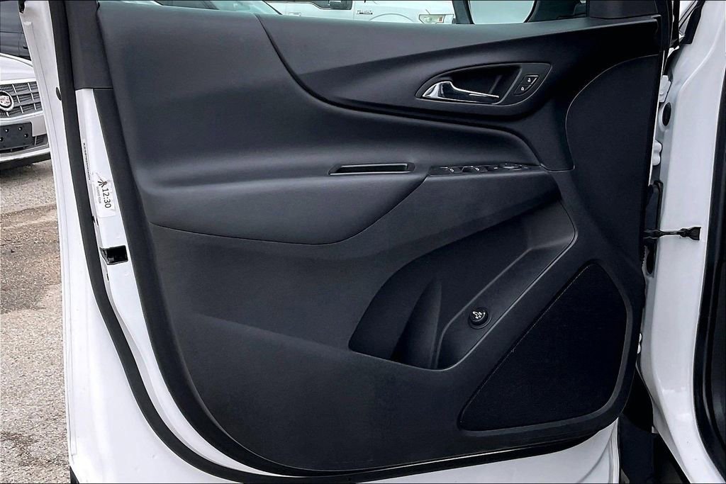 Used 2024 Chevrolet Equinox LT image 17