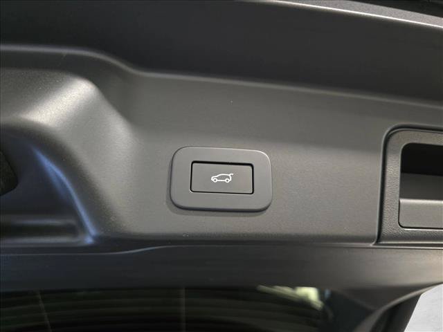 Certified 2026 Land Rover Range Rover Evoque Dynamic SE AWD/4WD image 14