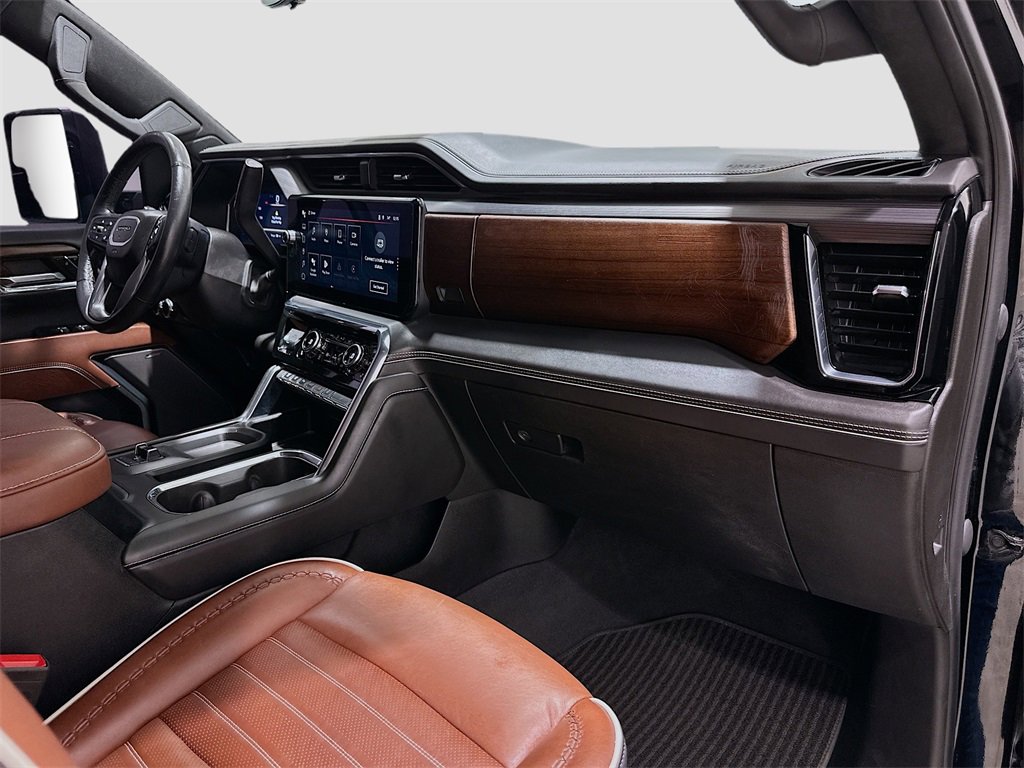 Used 2024 GMC Sierra 2500 Denali Ultimate image 31