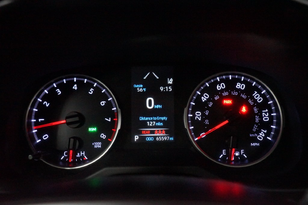 Used 2022 Toyota RAV4 XLE Premium FWD image 15