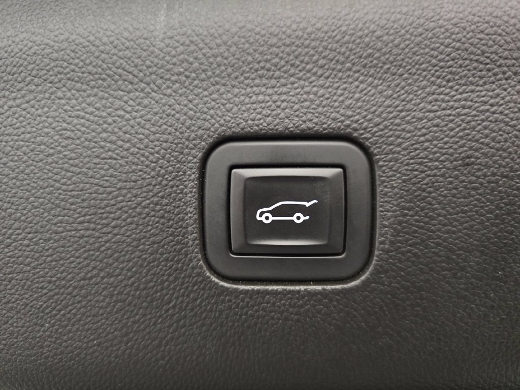 Used 2019 Buick Enclave Premium w/ Trailering Package, 5000 lbs. AWD/4WD image 30