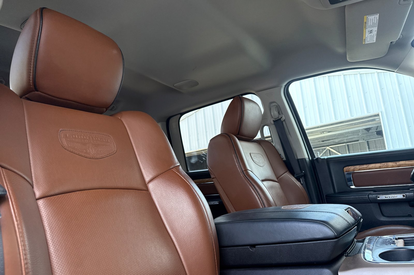 Used 2016 RAM 1500 Laramie Longhorn w/ Convenience Group AWD/4WD image 18