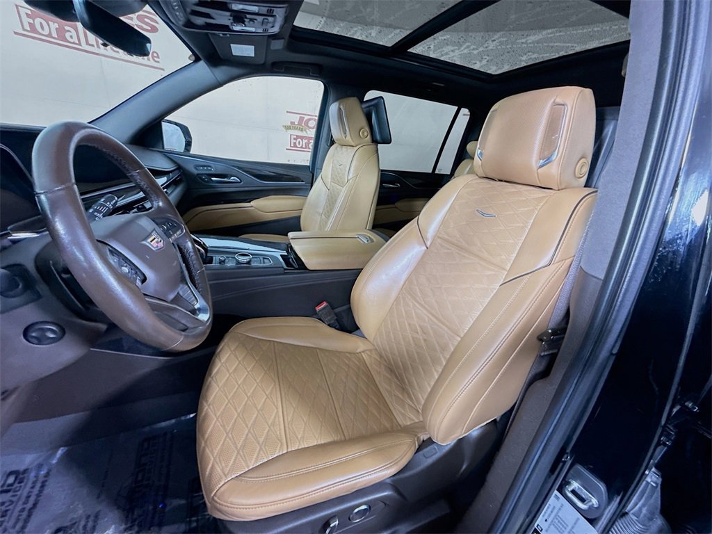 Used 2021 Cadillac Escalade ESV Sport w/ Driver Assist Tech Package image 29