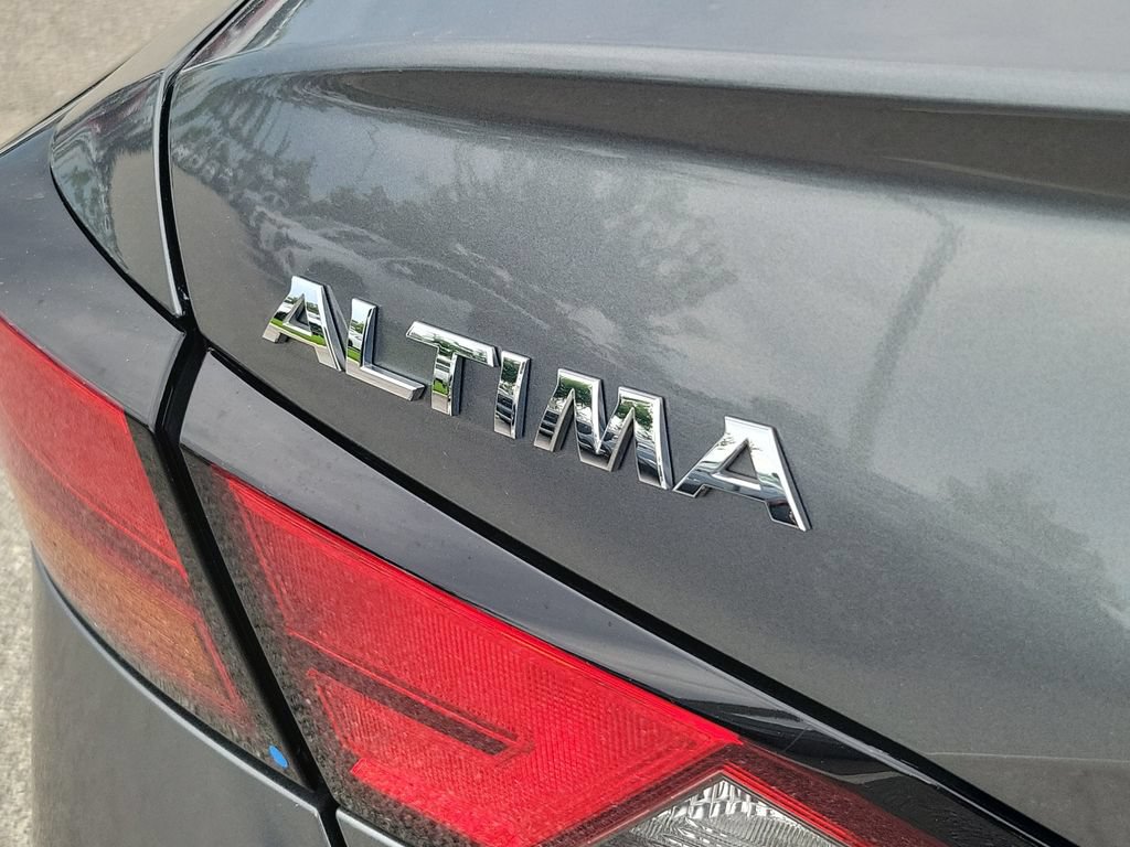 Used 2022 Nissan Altima 2.5 S FWD image 9
