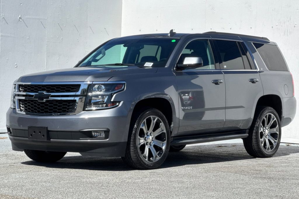 Used 2019 Chevrolet Tahoe LT w/ Luxury Package AWD/4WD image 7