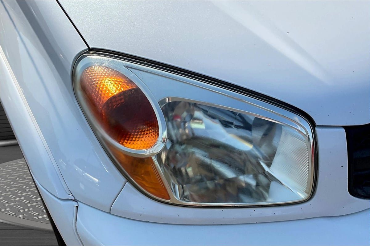 Used 2004 Toyota RAV4 4WD image 30