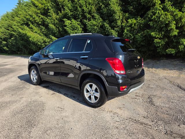 Used 2019 Chevrolet Trax LT w/ LT Convenience Package AWD/4WD image 2