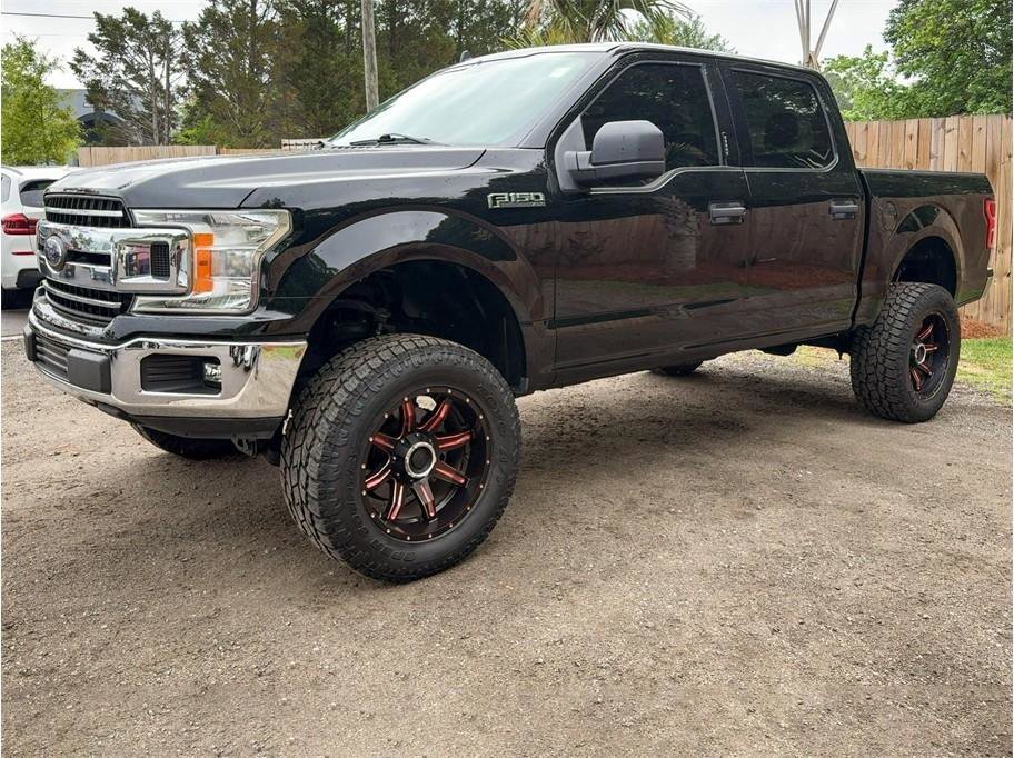Used 2020 Ford F150 XLT w/ Equipment Group 301A Mid RWD image 4