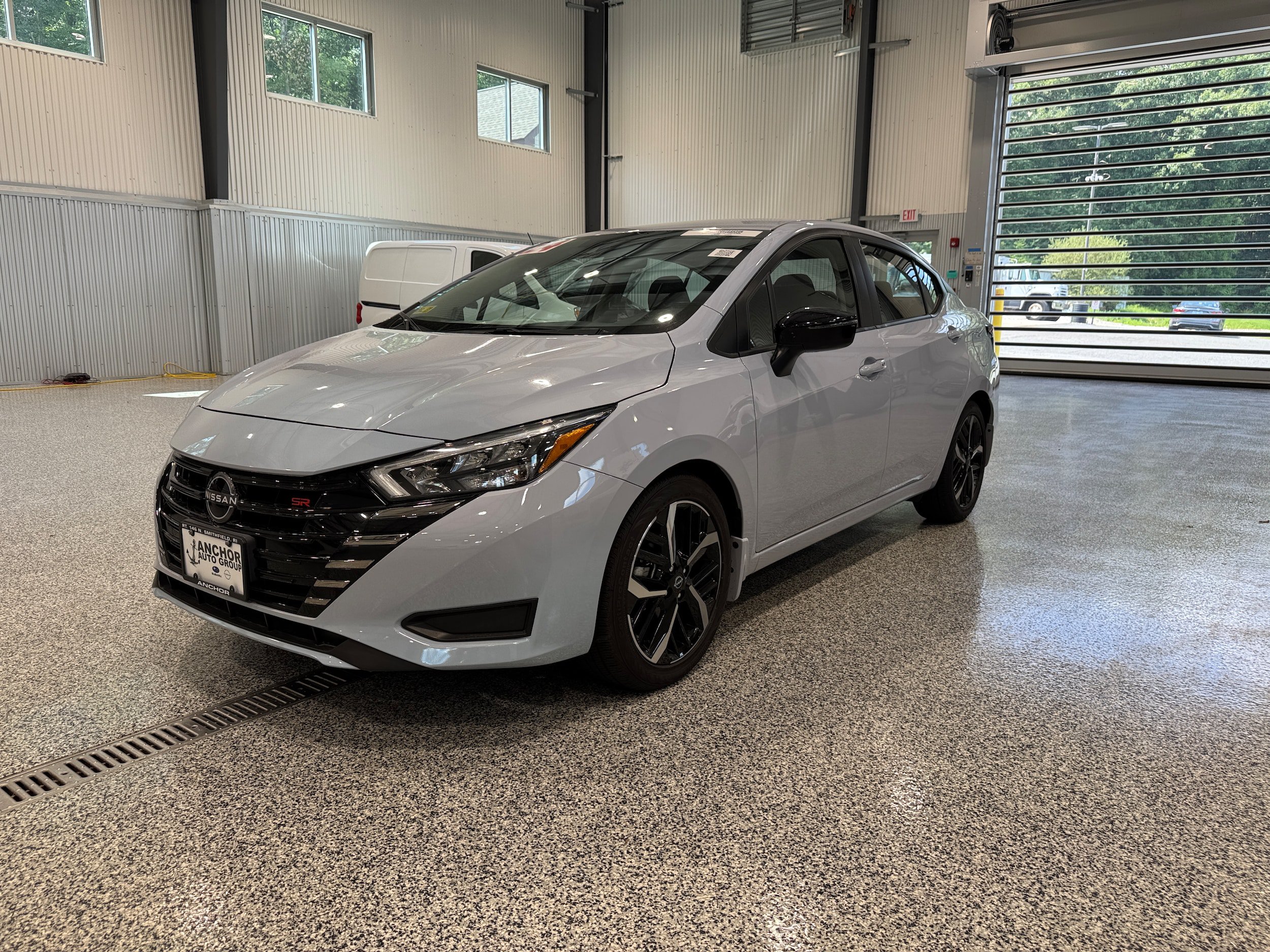 Used 2024 Nissan Versa SR w/ Trunk Package