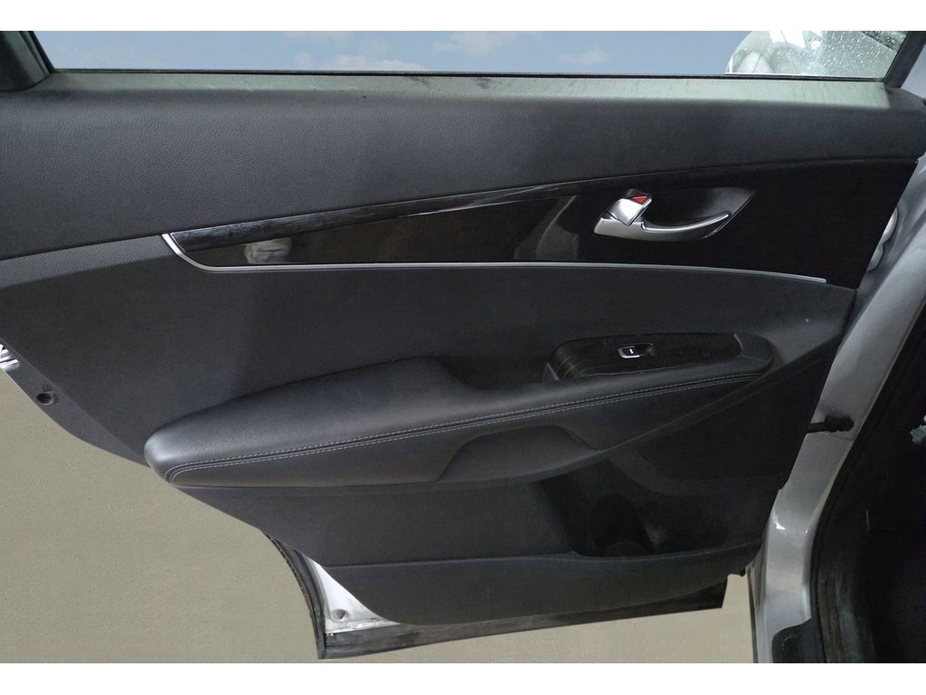 Used 2020 Kia Sorento L image 27