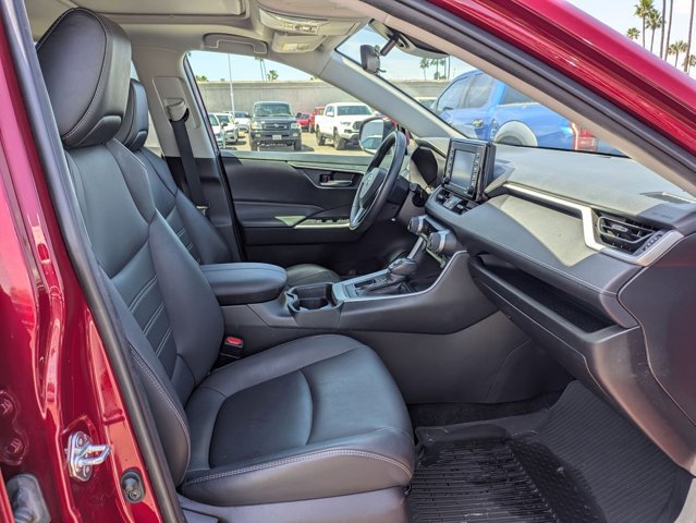 Used 2021 Toyota RAV4 XLE Premium FWD image 20