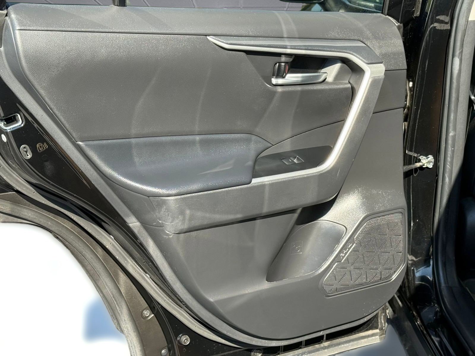 Certified 2024 Toyota RAV4 AWD Hybrid image 22