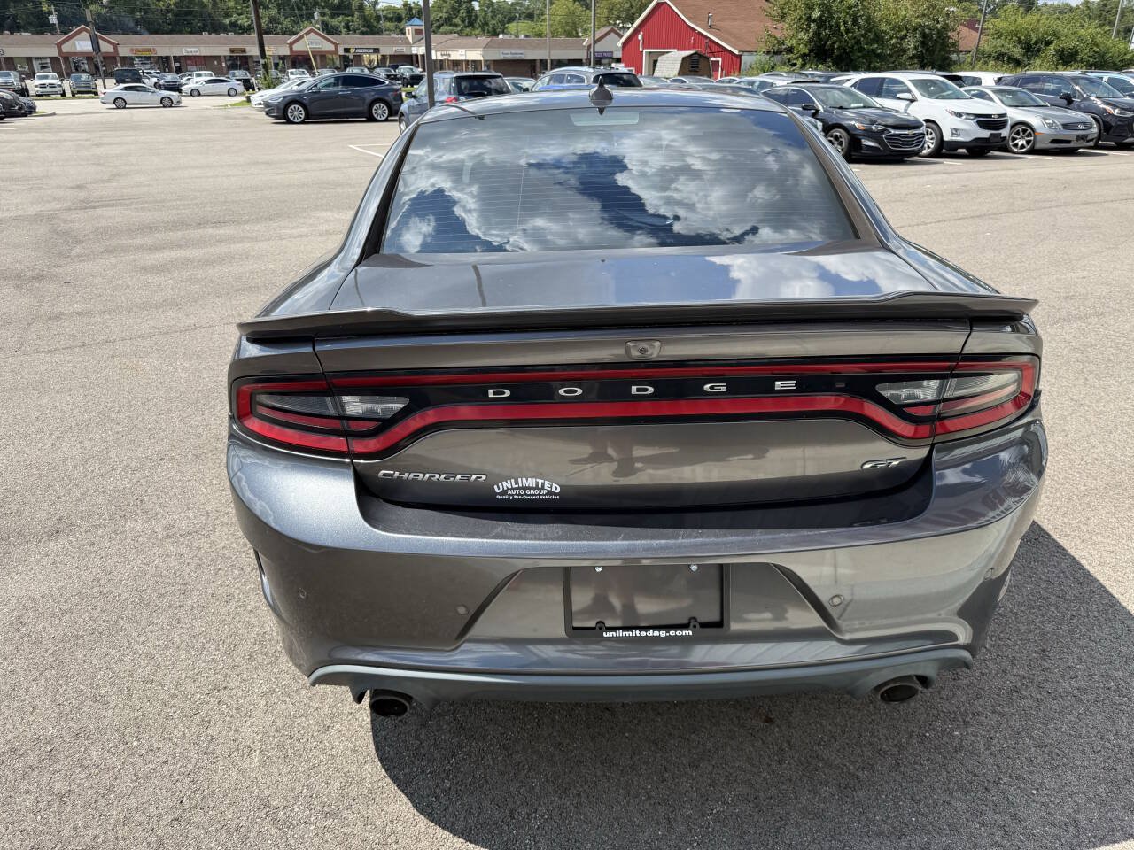 Used 2019 Dodge Charger GT RWD image 9