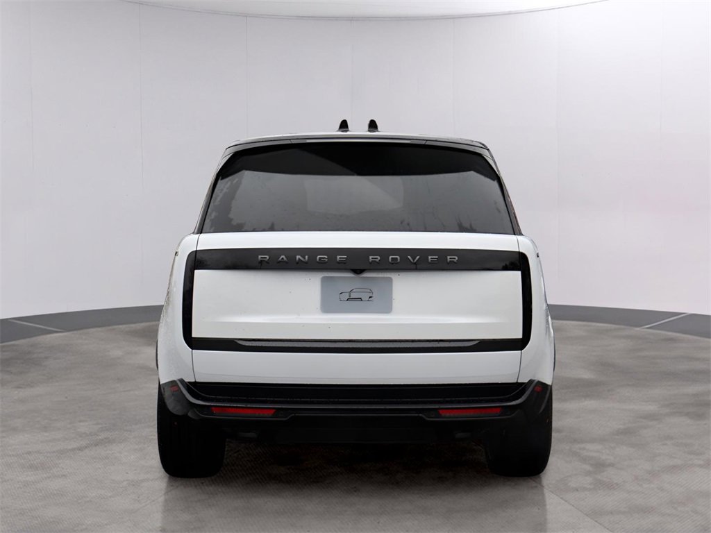 New 2025 Land Rover Range Rover SE image 6