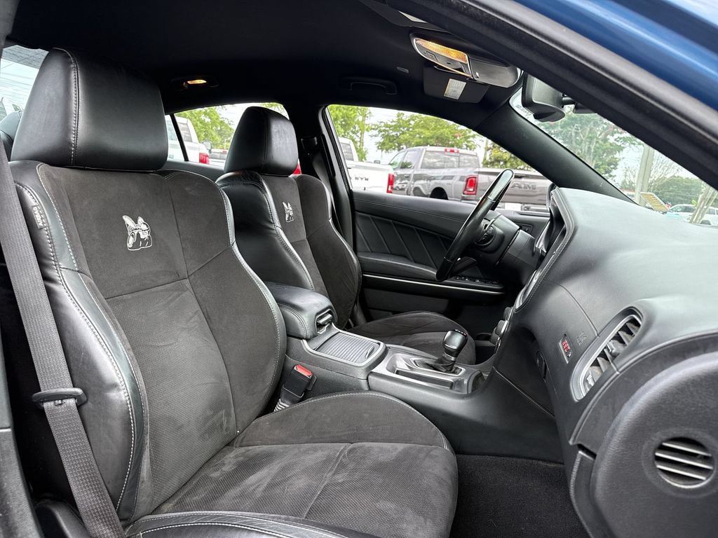 Used 2022 Dodge Charger Scat Pack RWD image 27