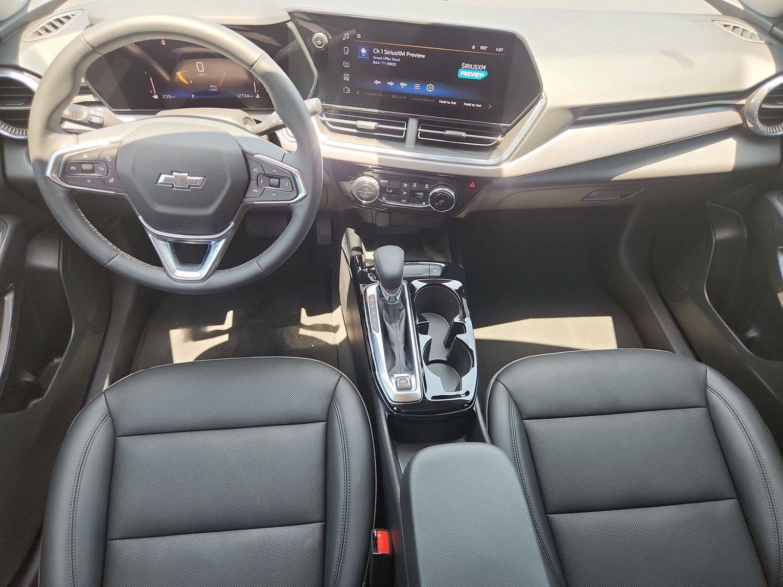 Used 2025 Chevrolet Trax ACTIV w/ Sunroof Package FWD image 20