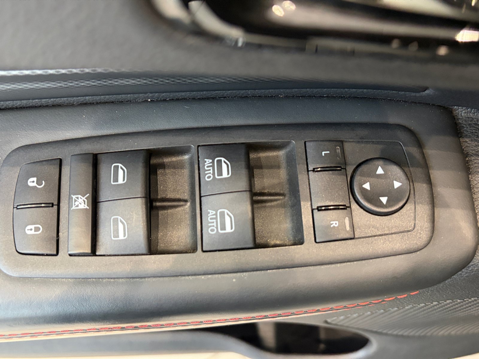 Used 2023 Dodge Durango GT AWD/4WD image 13