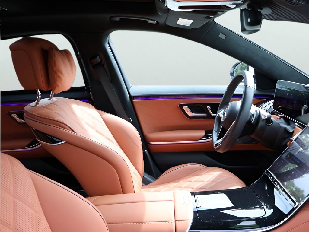 Certified 2025 Mercedes-Benz S 580e 4MATIC Sedan image 8