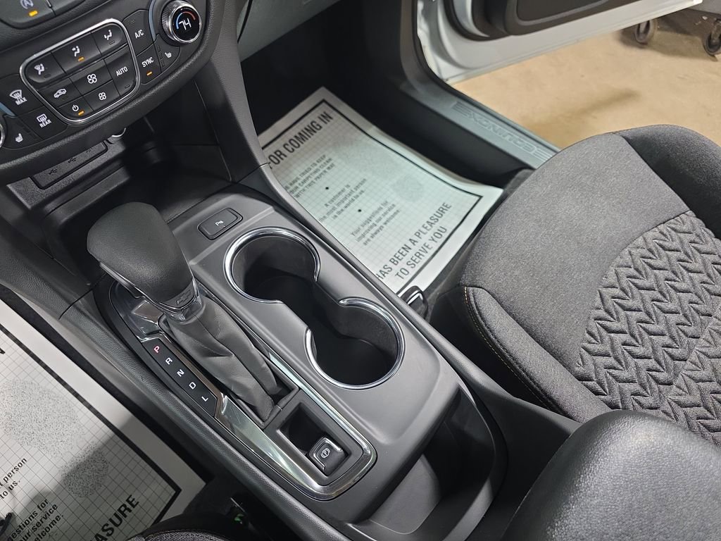Used 2024 Chevrolet Equinox LT w/ LPO, Floor Liner Package image 24