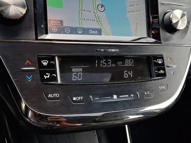 Used 2016 Toyota Avalon XLE Premium FWD image 16