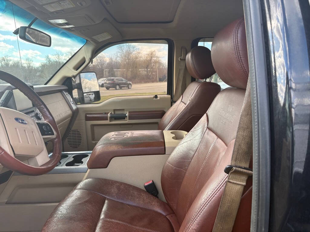 Used 2013 Ford F250 King Ranch w/ King Ranch w/Chrome Pkg AWD/4WD image 19