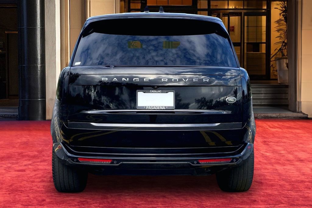 Used 2023 Land Rover Range Rover SE image 5
