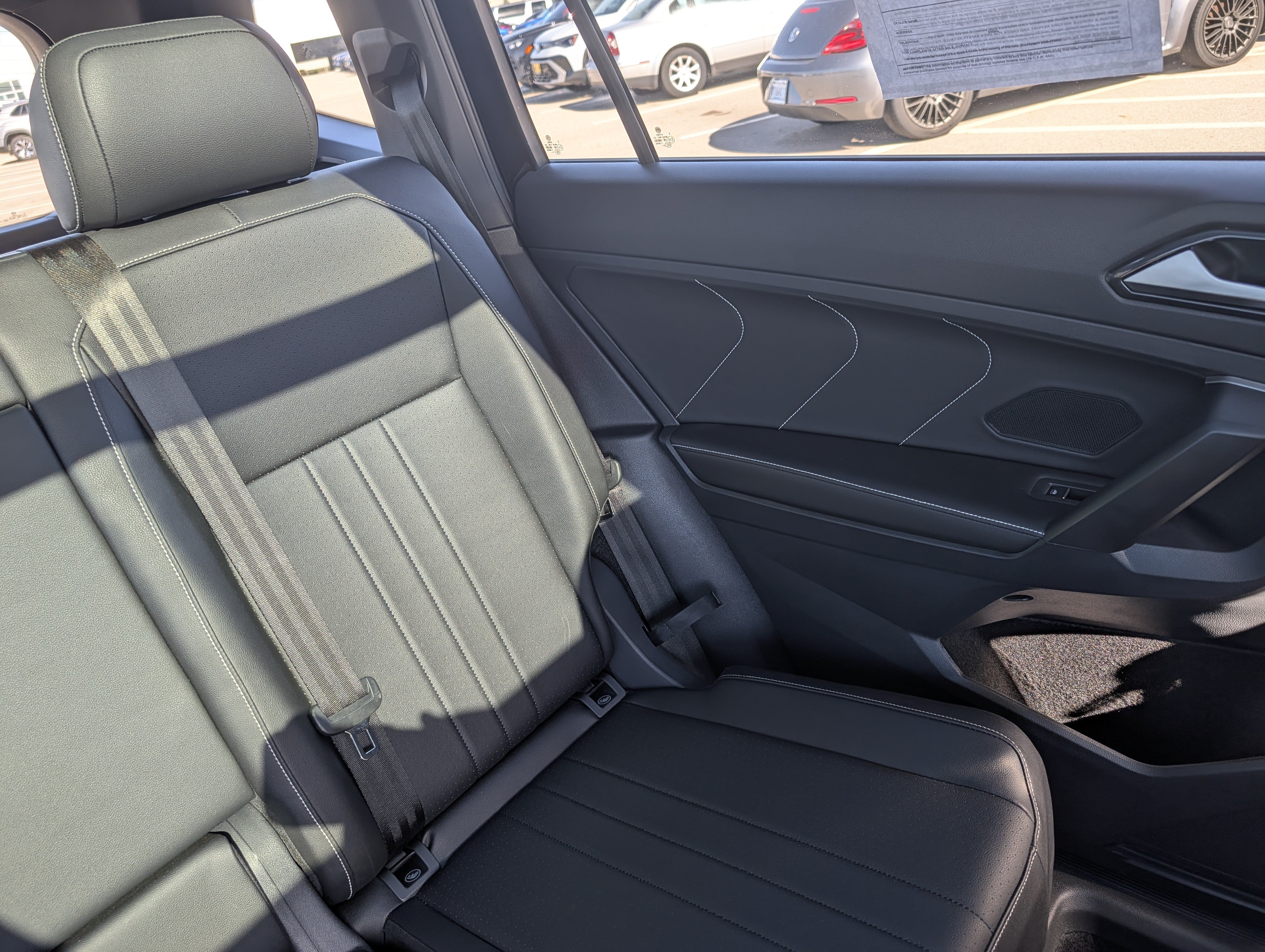 Certified 2024 Volkswagen Tiguan SE R-Line w/ MDO Package, Two-Row AWD/4WD image 17