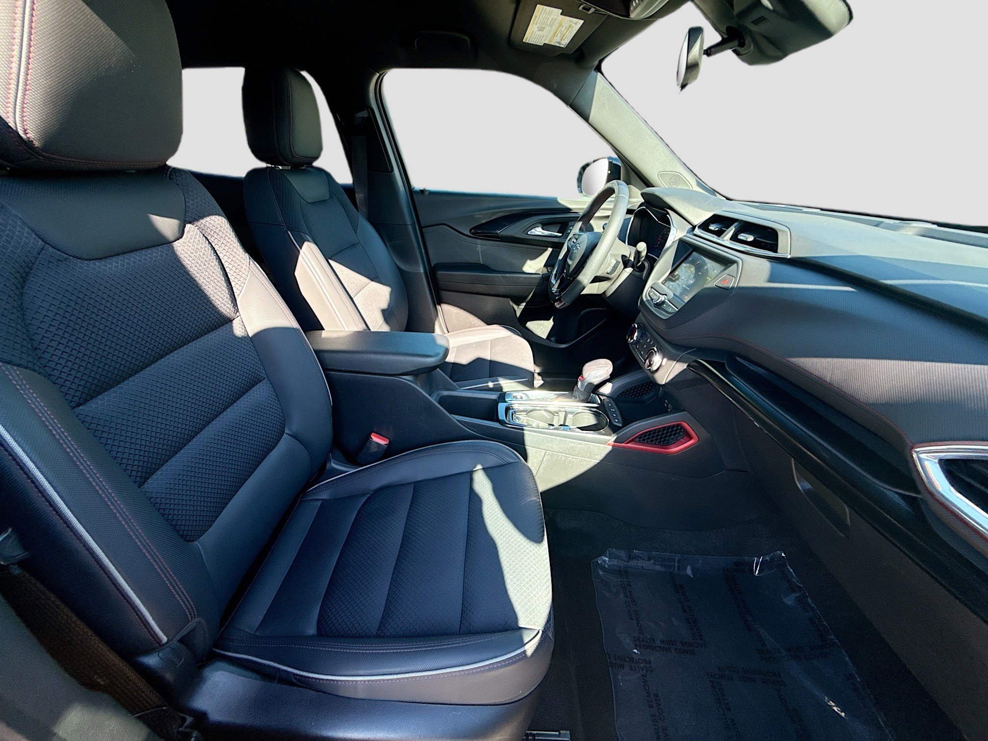 Used 2022 Chevrolet TrailBlazer RS image 30