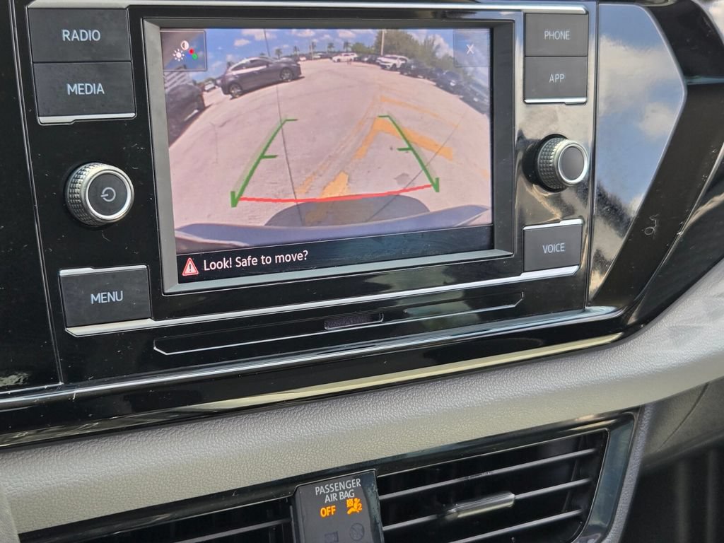 Certified 2023 Volkswagen Taos S FWD image 22