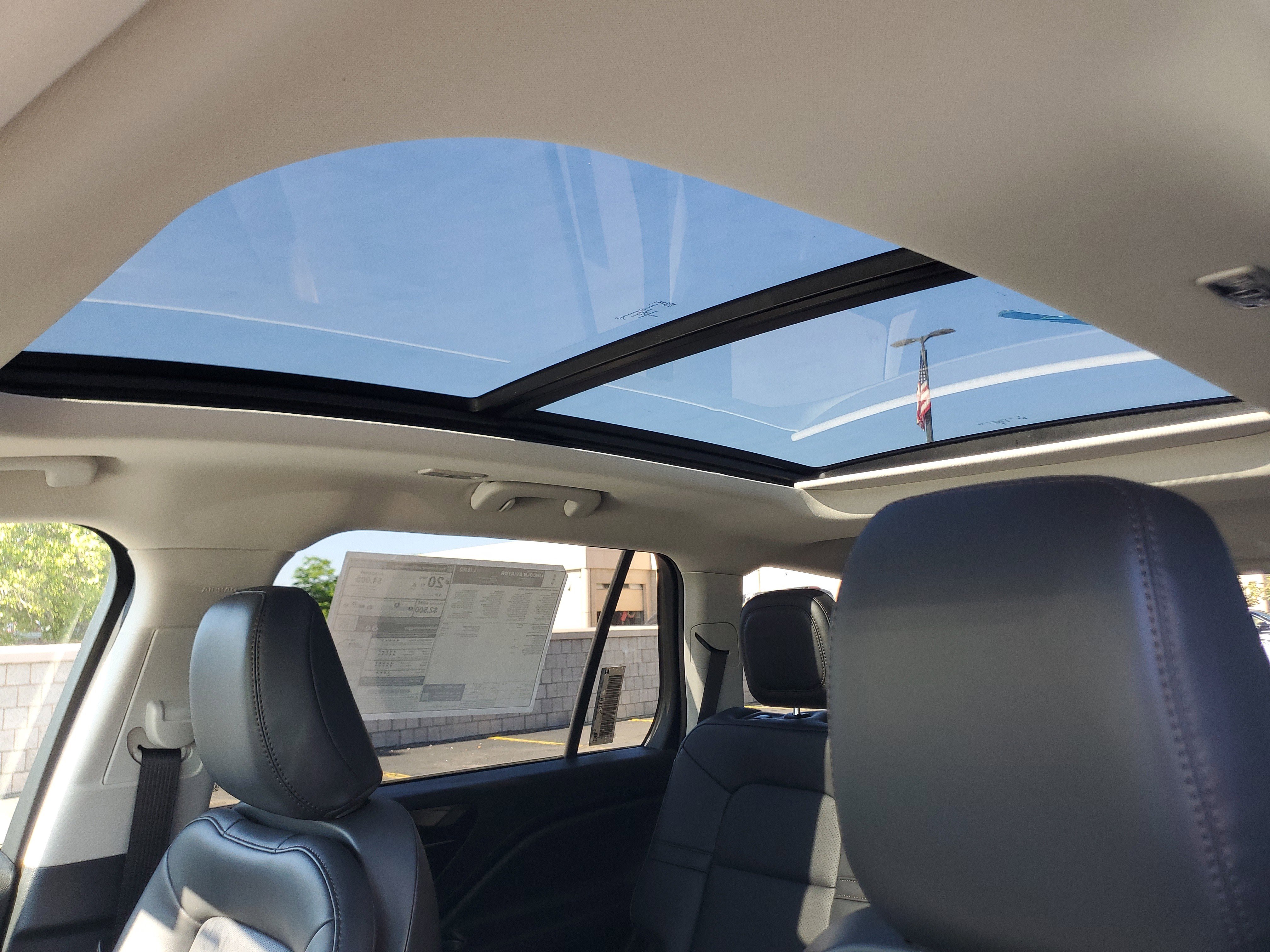 New 2026 Lincoln Aviator AWD image 10